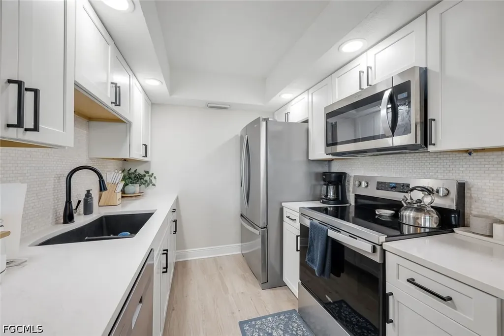 896 Buttonwood Drive Fort Myers Beach FL 33931