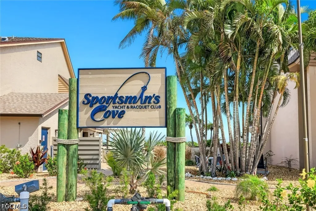 896 Buttonwood Drive Fort Myers Beach FL 33931