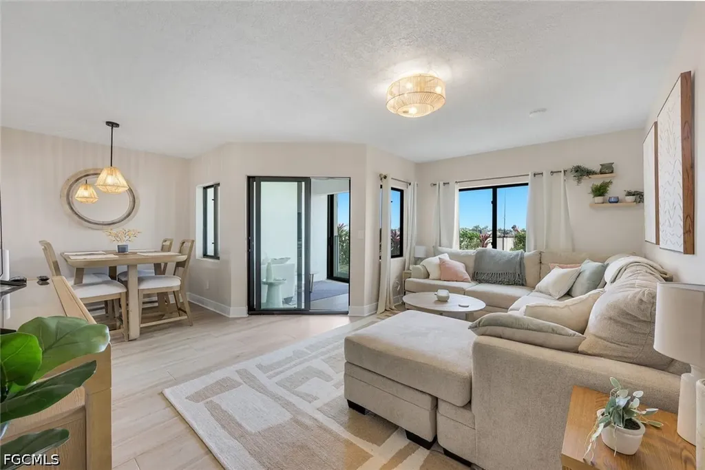 896 Buttonwood Drive Fort Myers Beach FL 33931