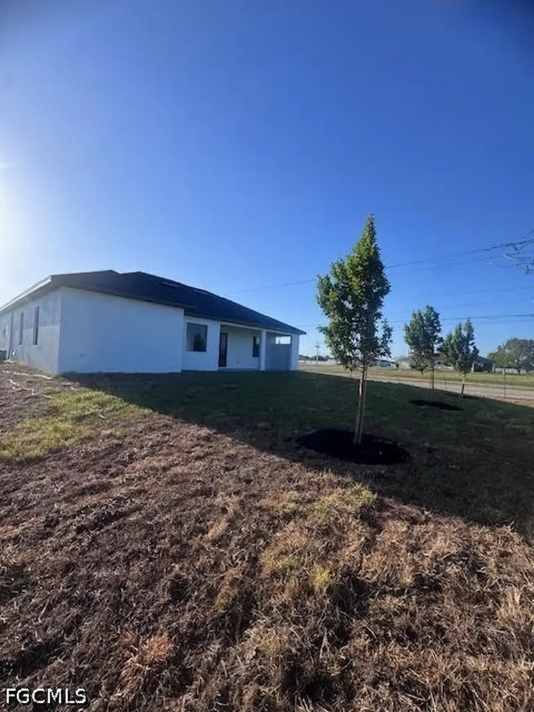 1600 Nelson Road N Cape Coral FL 33993