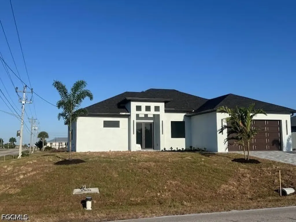 1600 Nelson Road N Cape Coral FL 33993