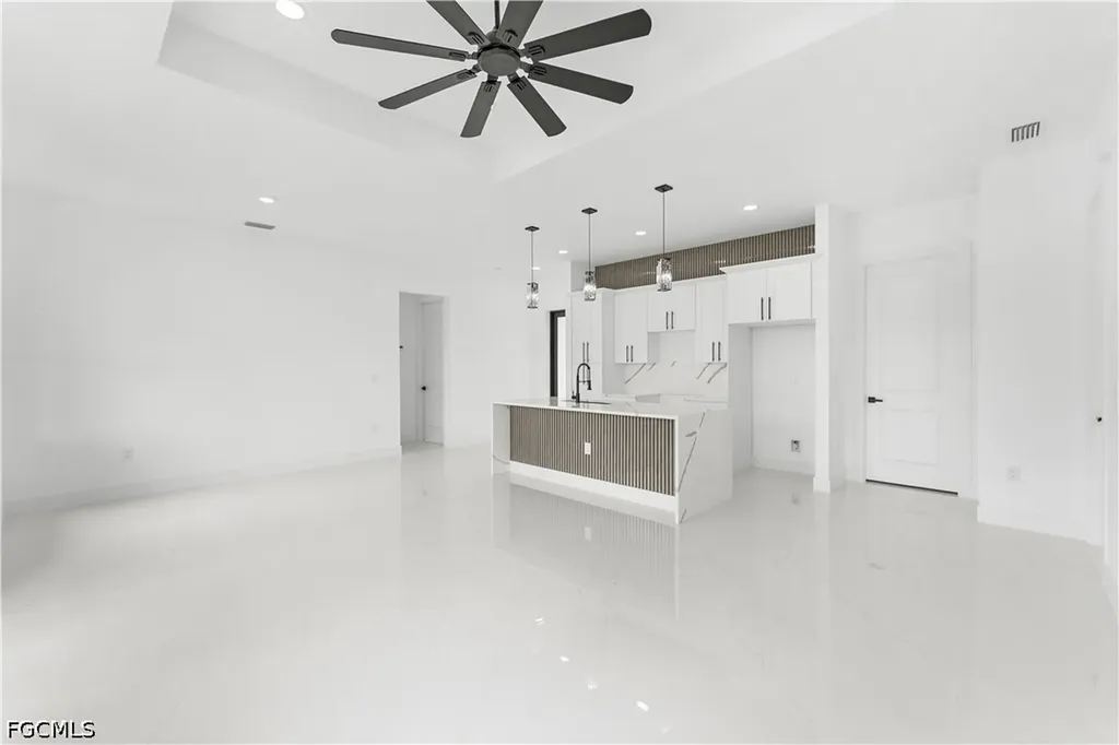 3715 38th Street SW Lehigh Acres FL 33976