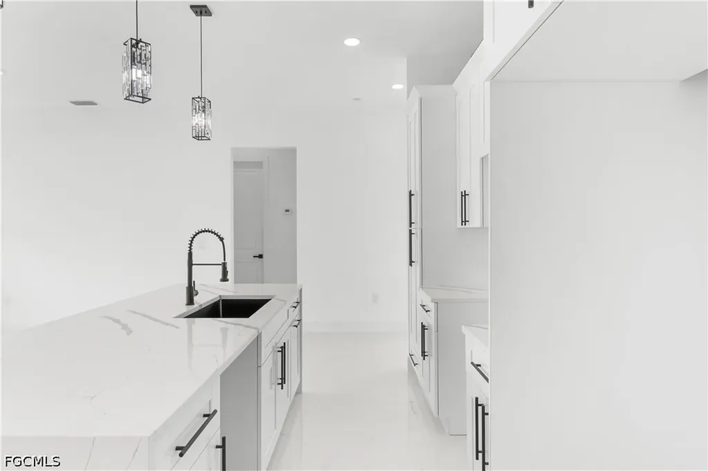3715 38th Street SW Lehigh Acres FL 33976
