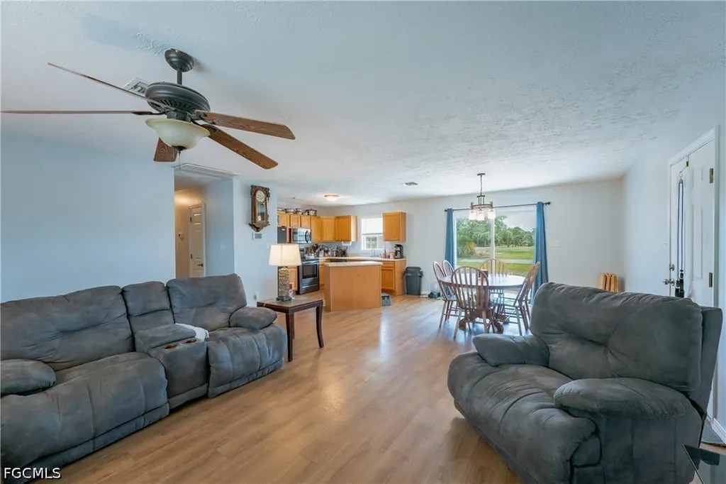 1500 Jay Terrace Labelle FL 33935