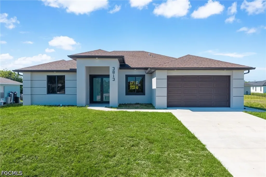 3813 1st Street SW Lehigh Acres FL 33976