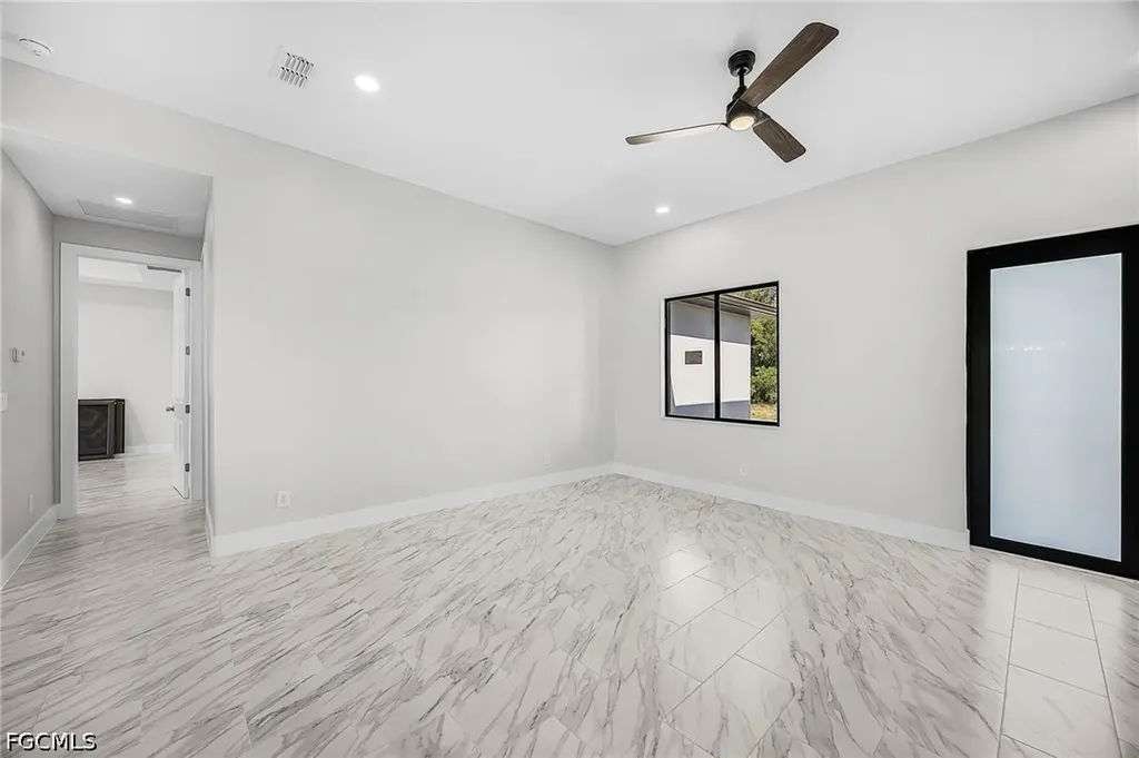 3813 1st Street SW Lehigh Acres FL 33976