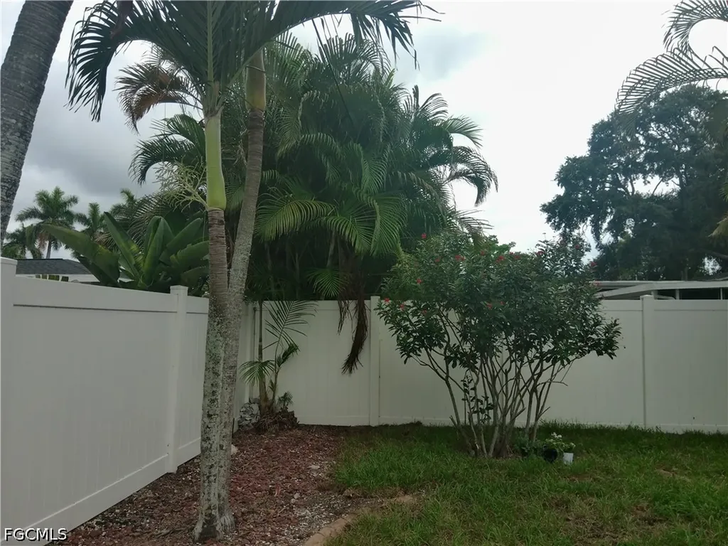 1443 Ricardo Avenue Fort Myers FL 33901