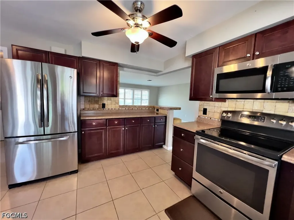 117 SE 45th Terrace Cape Coral FL 33904