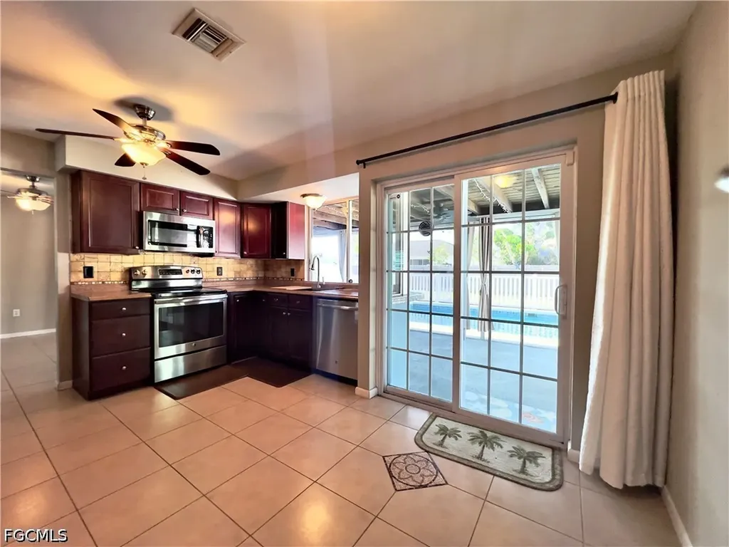 117 SE 45th Terrace Cape Coral FL 33904