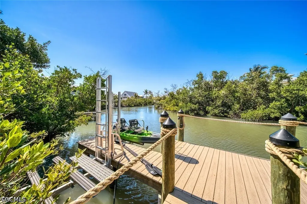 2499 Harbour Lane Sanibel FL 33957