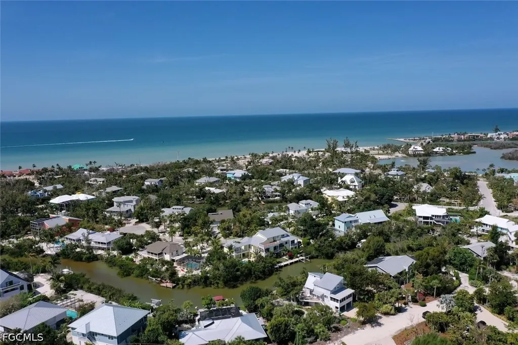 2499 Harbour Lane Sanibel FL 33957