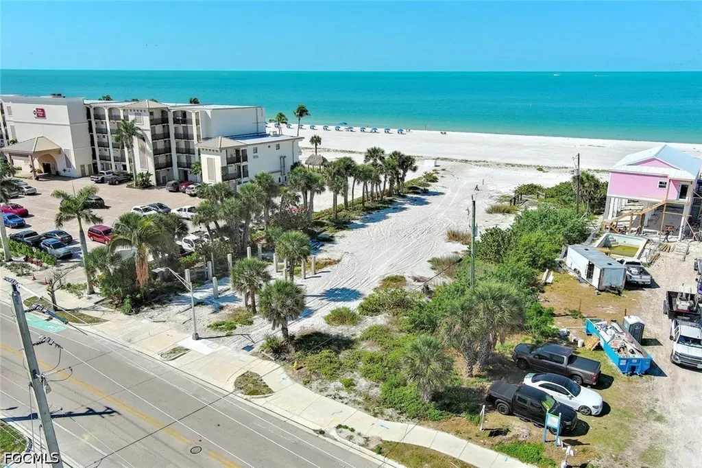 650 & 632 Estero Boulevard Fort Myers Beach FL 33931