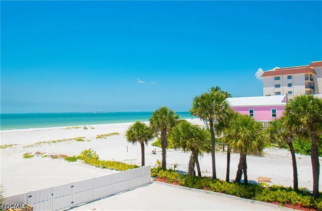 650 & 632 Estero Boulevard Fort Myers Beach FL 33931
