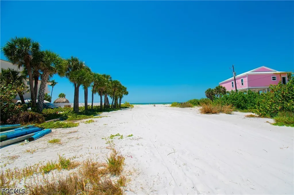 650 & 632 Estero Boulevard Fort Myers Beach FL 33931