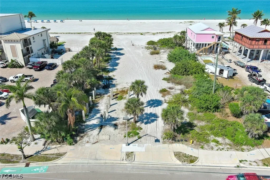 650 & 632 Estero Boulevard Fort Myers Beach FL 33931
