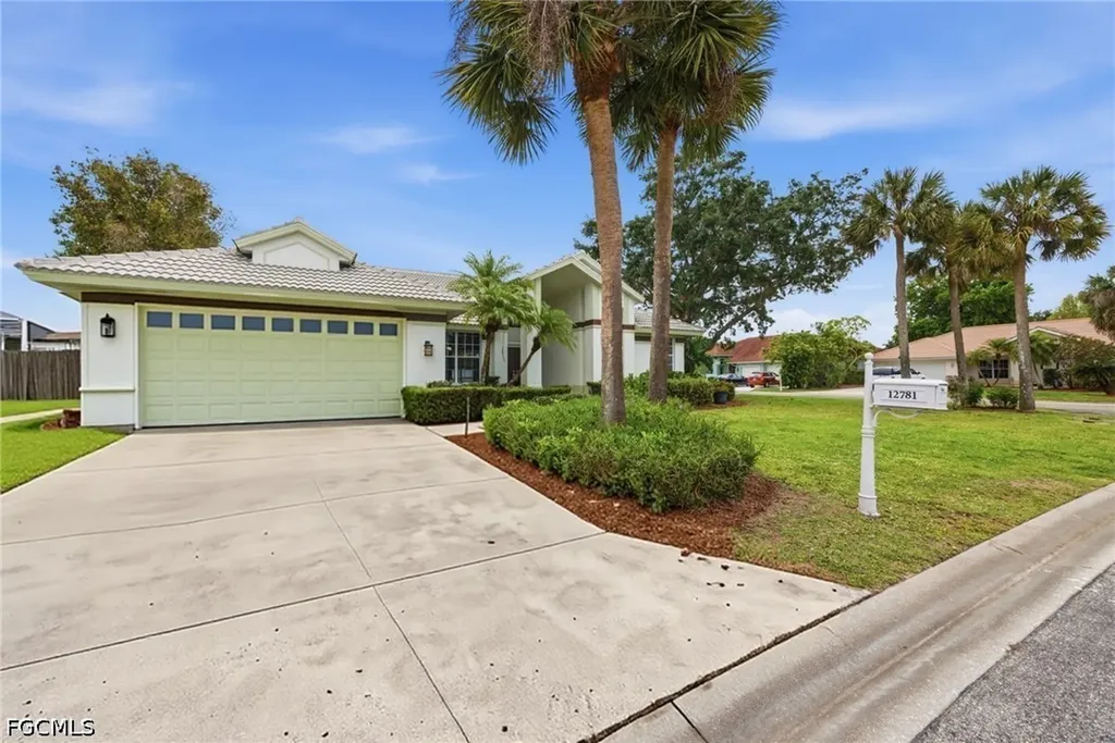 12781 Meadow Pine Lane Fort Myers FL 33913