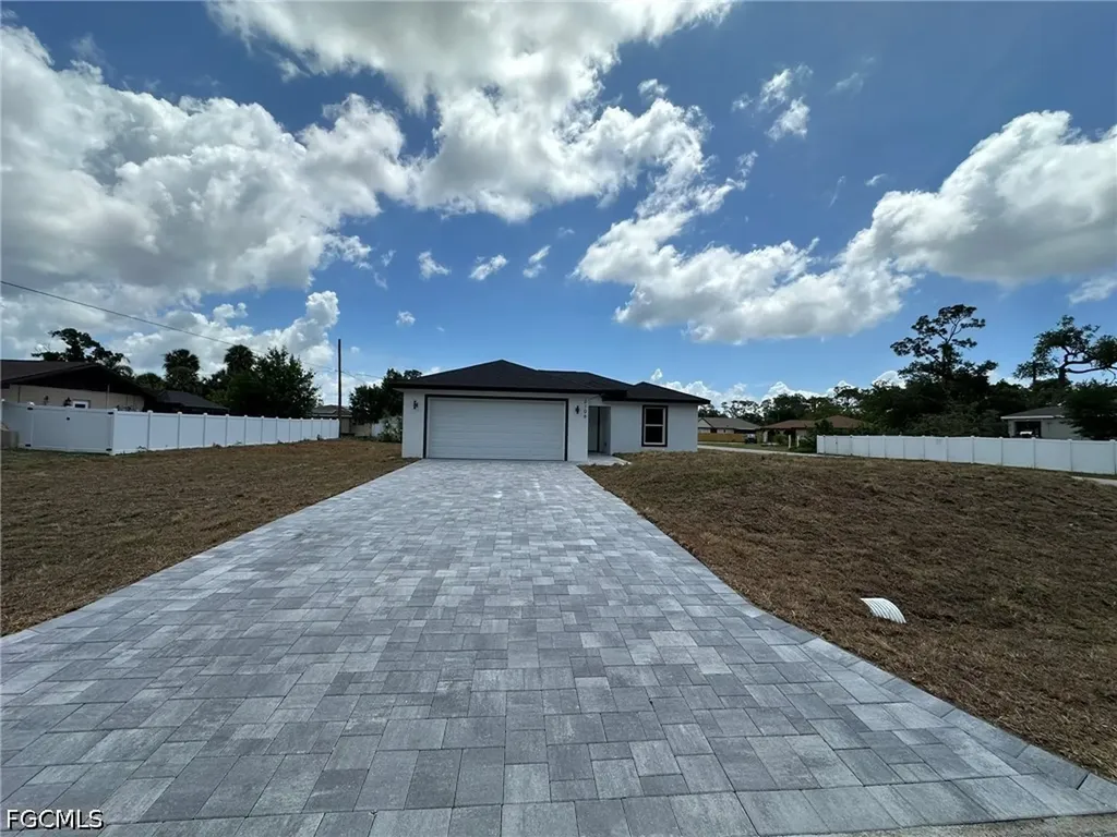 2106 Basin Street Port Charlotte FL 33952