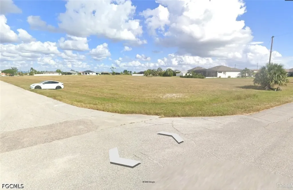 1911 NW 36th Avenue Cape Coral FL 33993