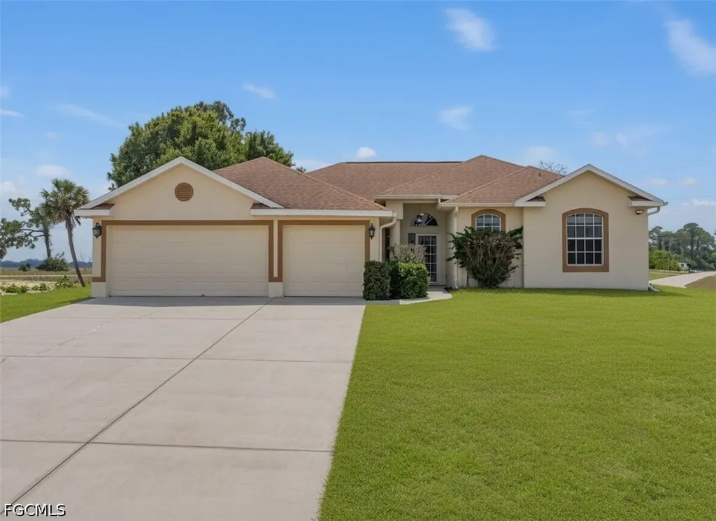 3002 Balsam Court Labelle FL 33935