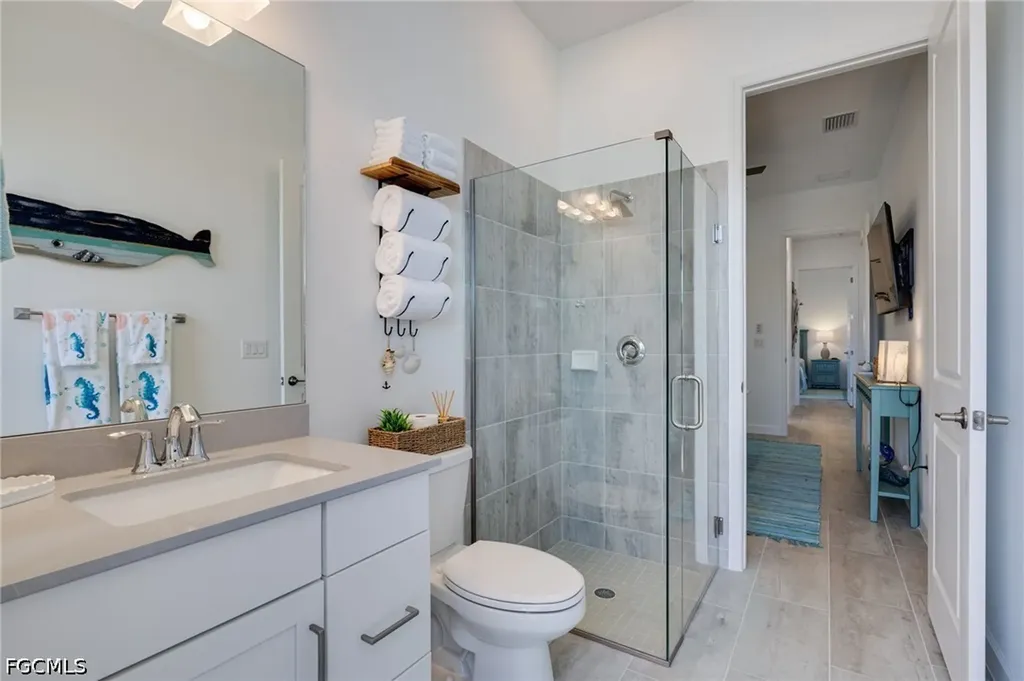1413 SE 10th Avenue Cape Coral FL 33990