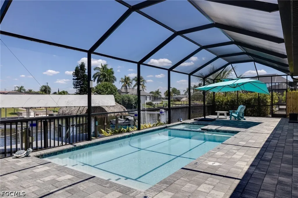 1413 SE 10th Avenue Cape Coral FL 33990
