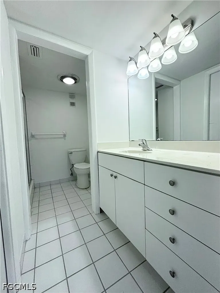 2264 Winkler Avenue Fort Myers FL 33901