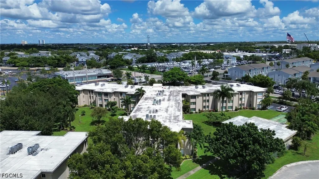 2264 Winkler Avenue Fort Myers FL 33901