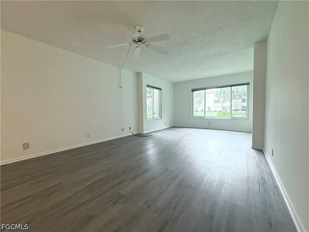 2264 Winkler Avenue Fort Myers FL 33901