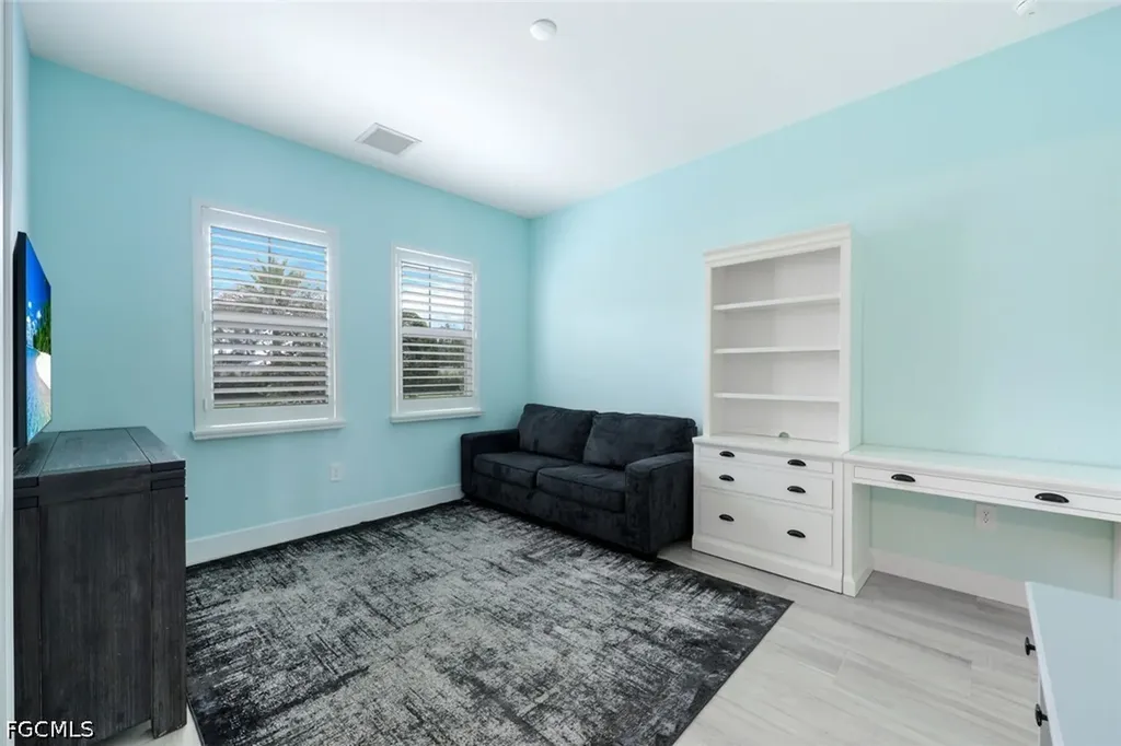 3697 Sapphire Cove Circle Naples FL 34114