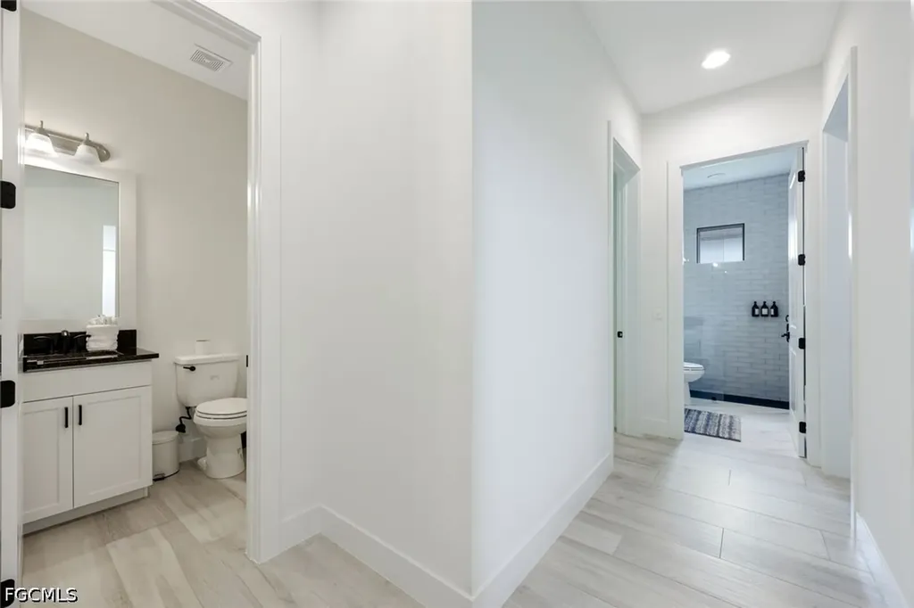 3697 Sapphire Cove Circle Naples FL 34114