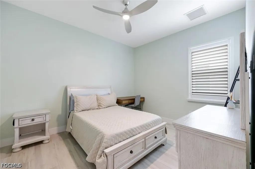 3697 Sapphire Cove Circle Naples FL 34114