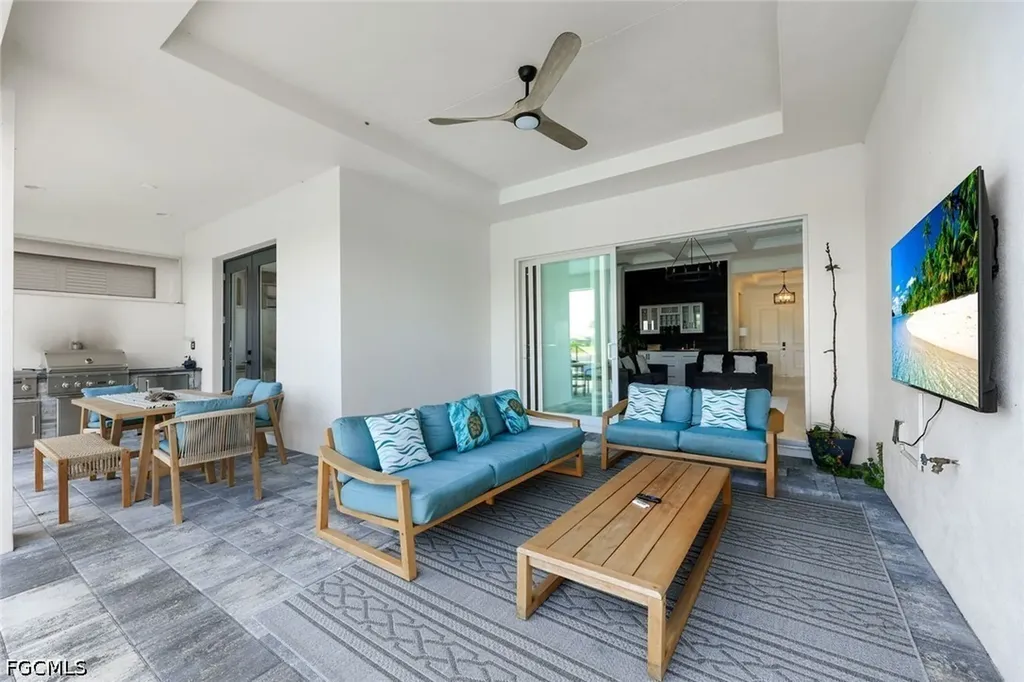 3697 Sapphire Cove Circle Naples FL 34114