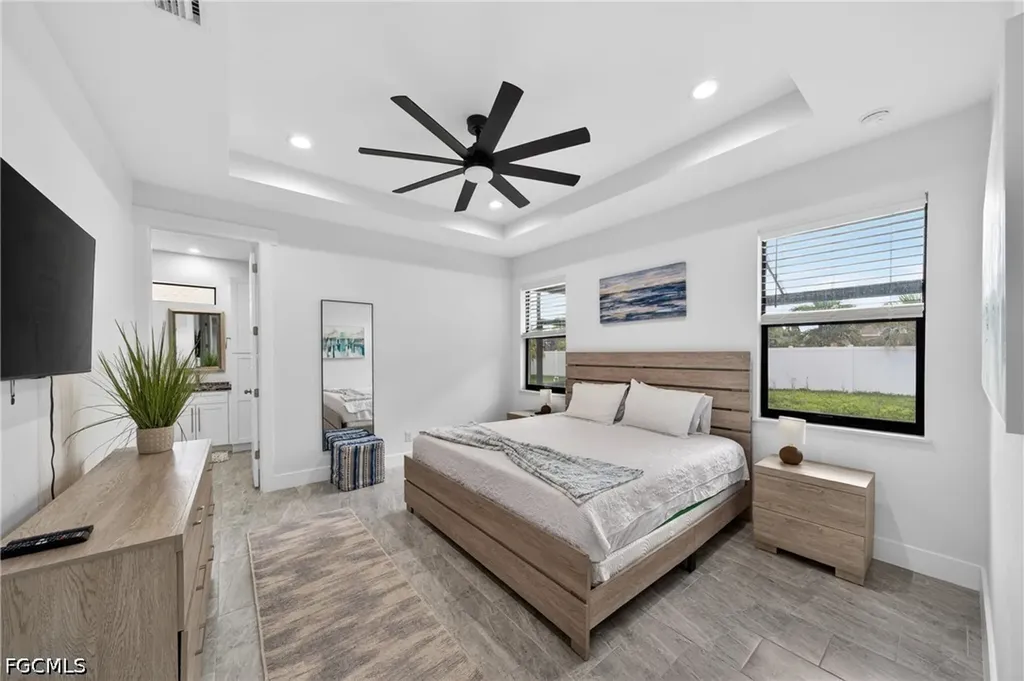 3833 SW 14th Place Cape Coral FL 33914
