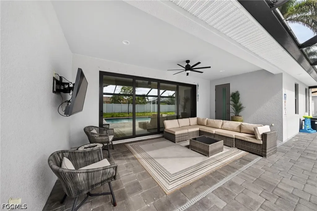 3833 SW 14th Place Cape Coral FL 33914