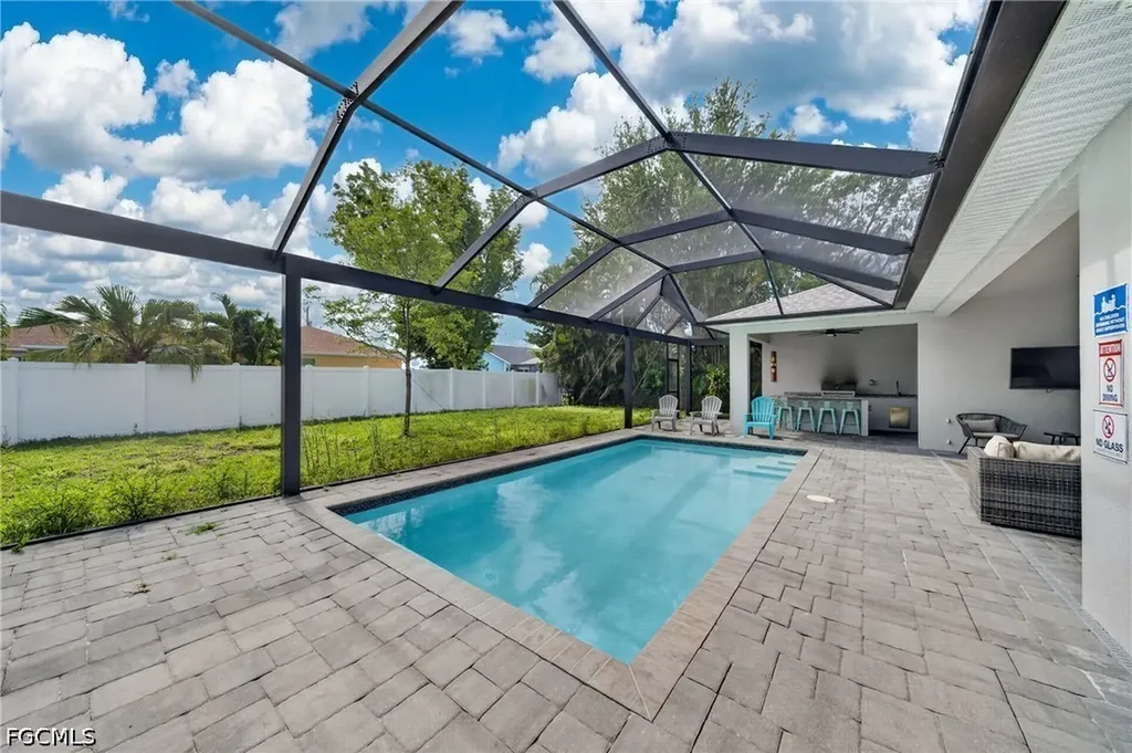 3833 SW 14th Place Cape Coral FL 33914