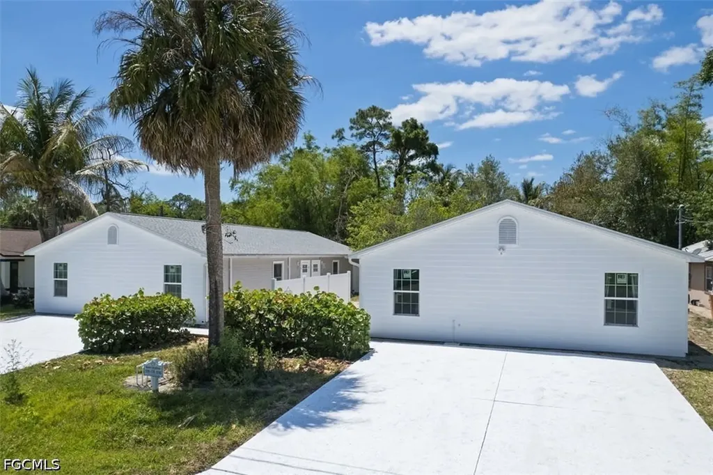 27870-27872 Vermont Street Bonita Springs FL 34135