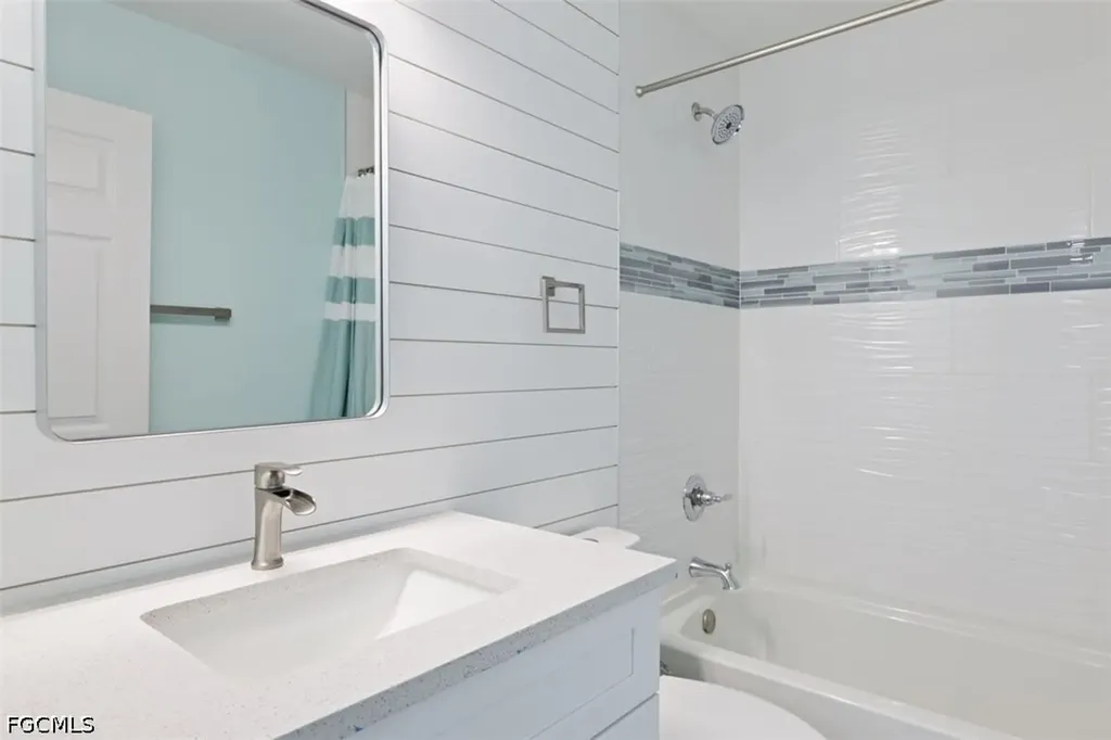 27870-27872 Vermont Street Bonita Springs FL 34135