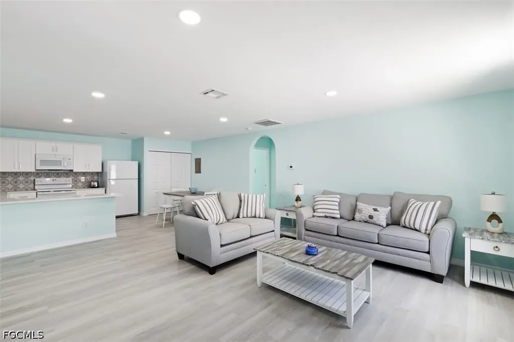 27870-27872 Vermont Street Bonita Springs FL 34135