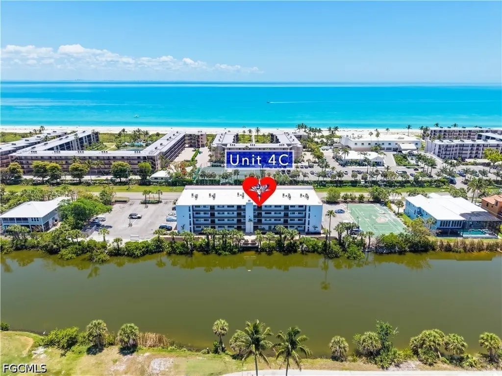 Sanibel FL, 1440 Middle Gulf Drive, Unit 4C