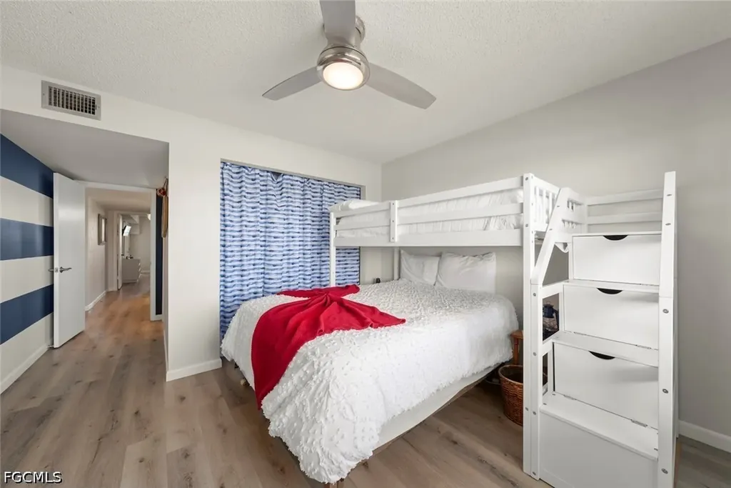 1440 Middle Gulf Drive Sanibel FL 33957