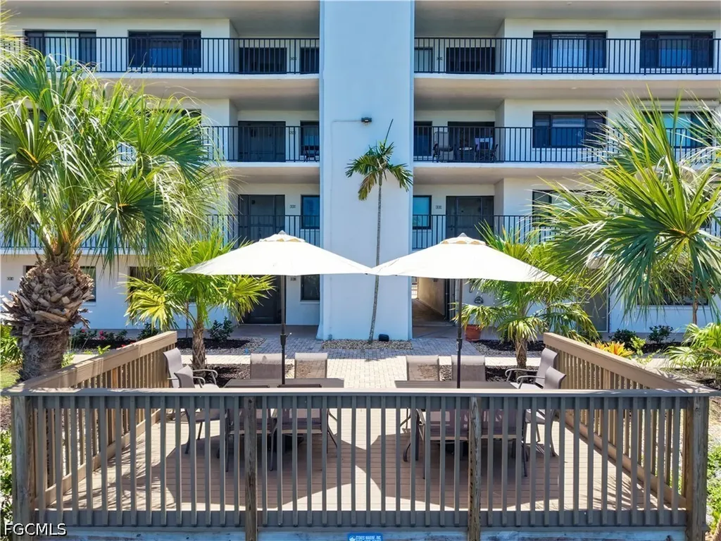 1440 Middle Gulf Drive Sanibel FL 33957