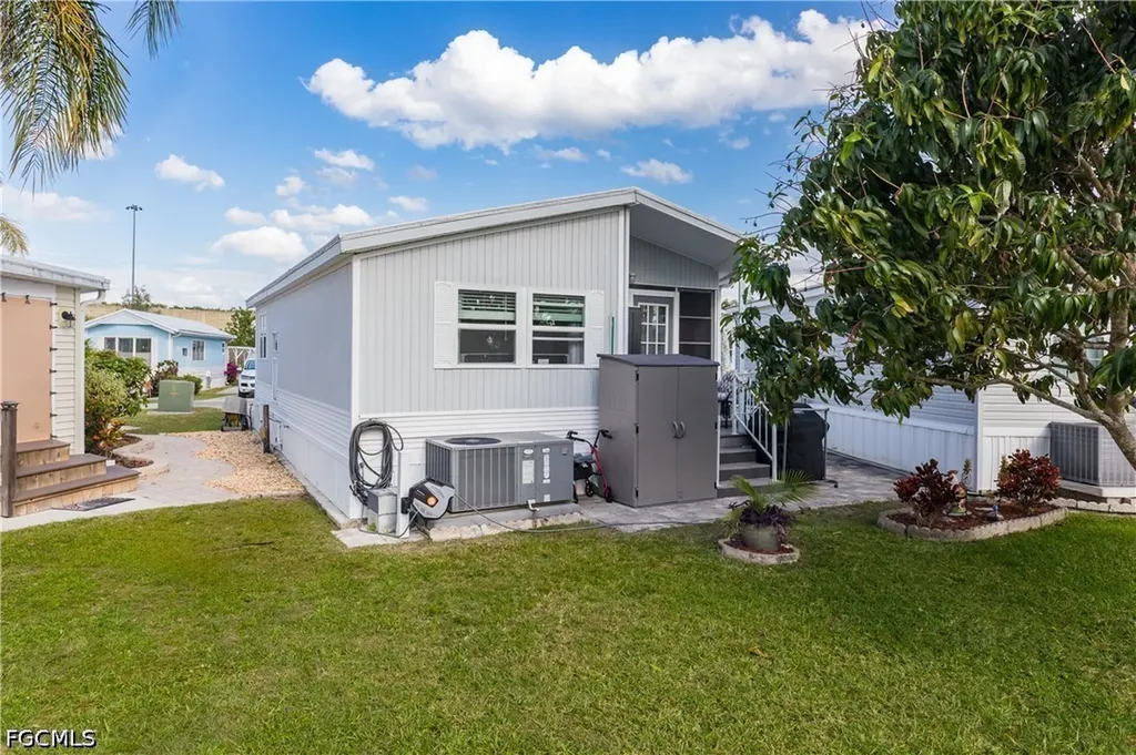 10848 Vireo Circle Estero FL 33928
