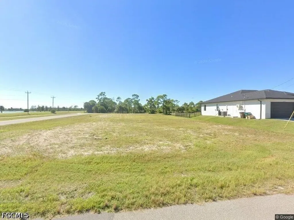 3722 NW 44th Avenue Cape Coral FL 33993