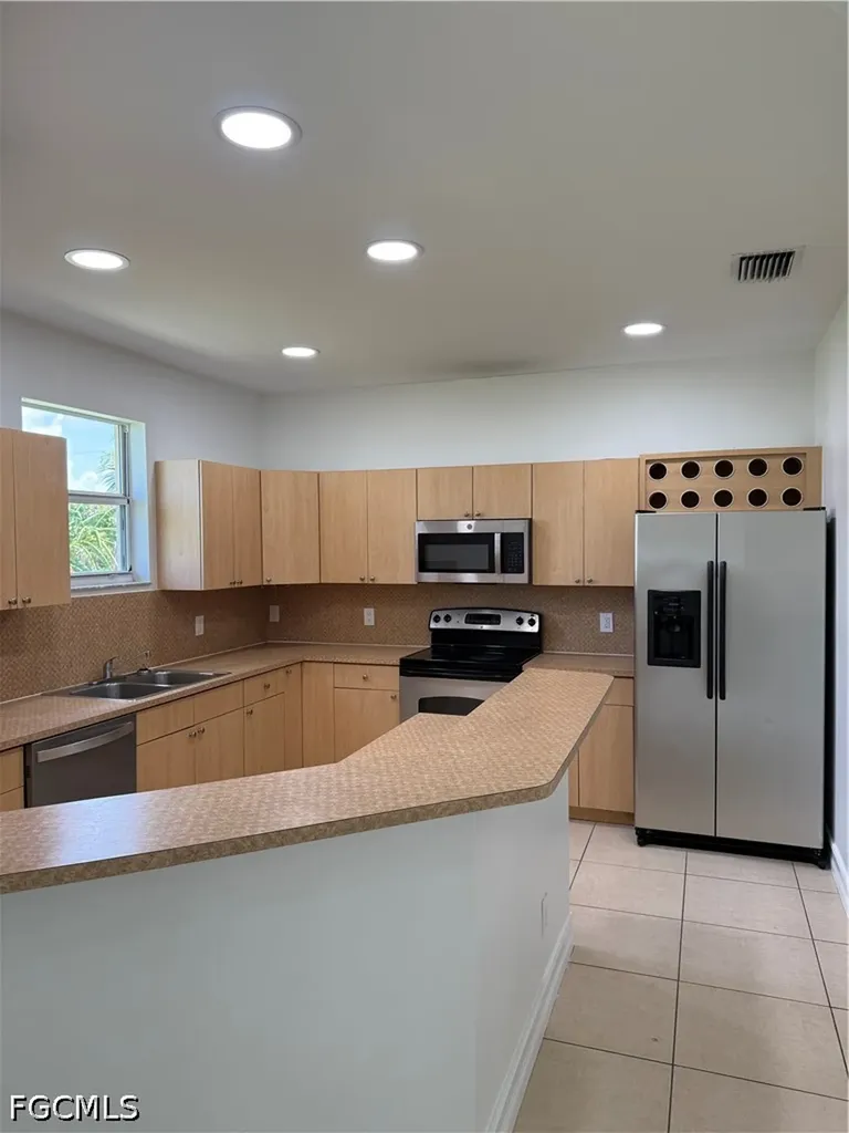 2902 Colin Avenue S Lehigh Acres FL 33976