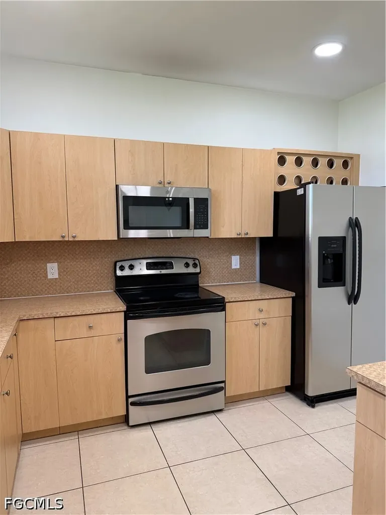 2902 Colin Avenue S Lehigh Acres FL 33976