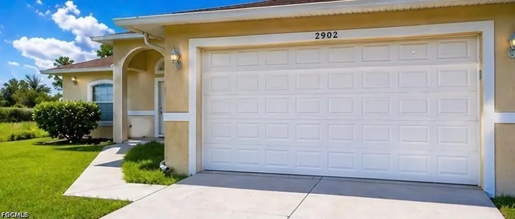 2902 Colin Avenue S Lehigh Acres FL 33976