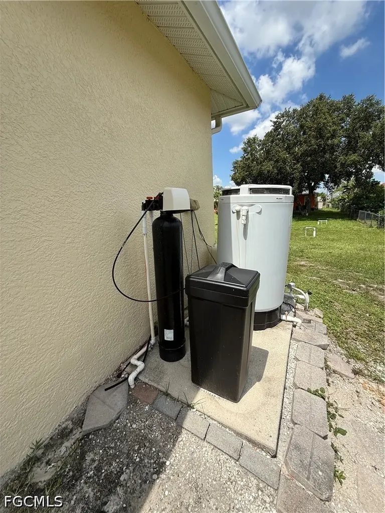 2902 Colin Avenue S Lehigh Acres FL 33976