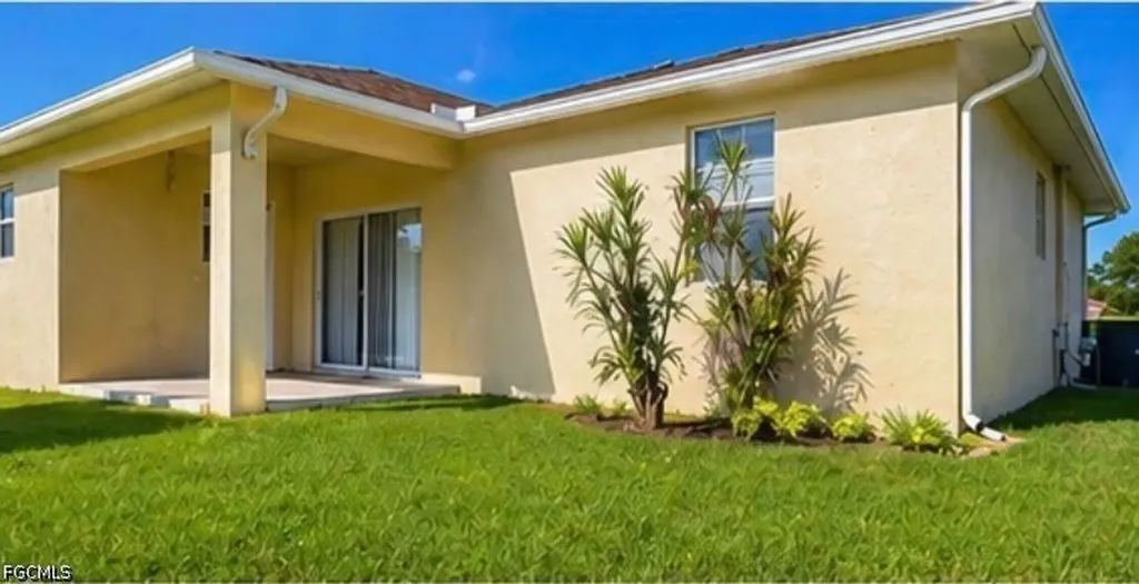2902 Colin Avenue S Lehigh Acres FL 33976