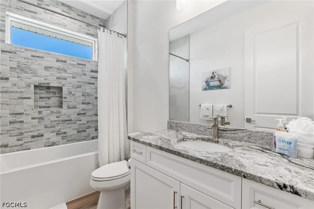 5809 Lauder Street Fort Myers Beach FL 33931