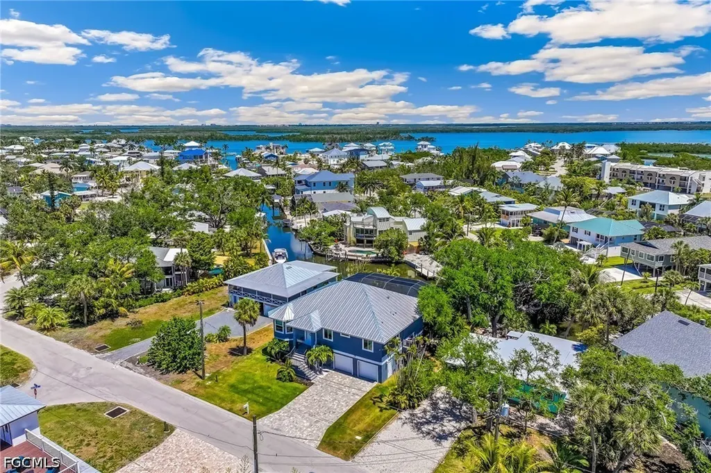 5809 Lauder Street Fort Myers Beach FL 33931